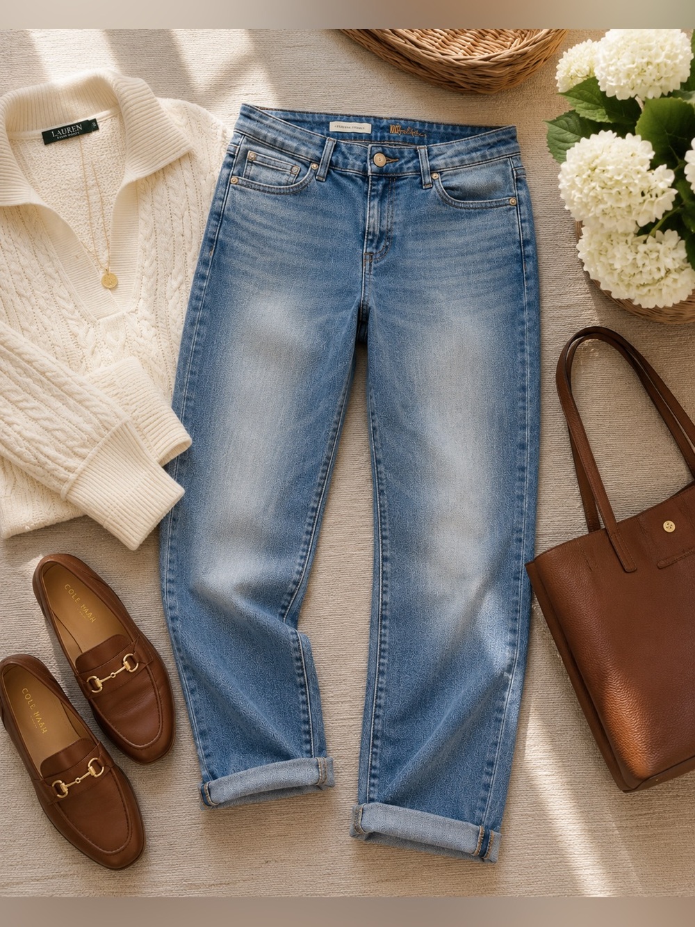 KUT from the Kloth Catherine Boyfriend Jeans Size 8 Medium Wash Straight Leg - Picture 2 of 12